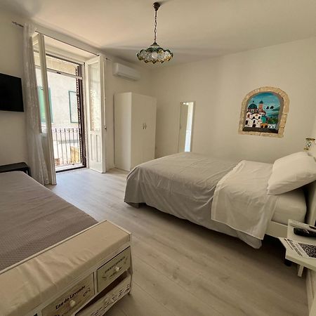 B&B Due Su Due Holiday Vietri Екстериор снимка