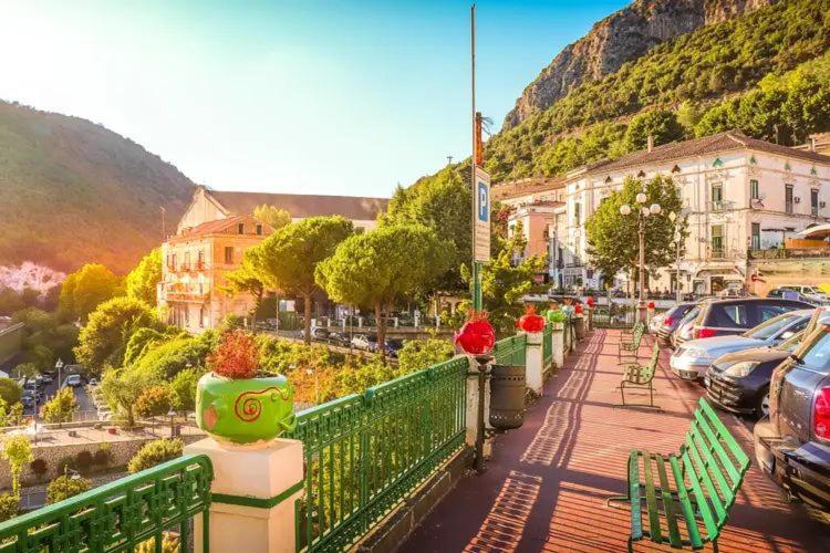 B&B Due Su Due Holiday Vietri Екстериор снимка